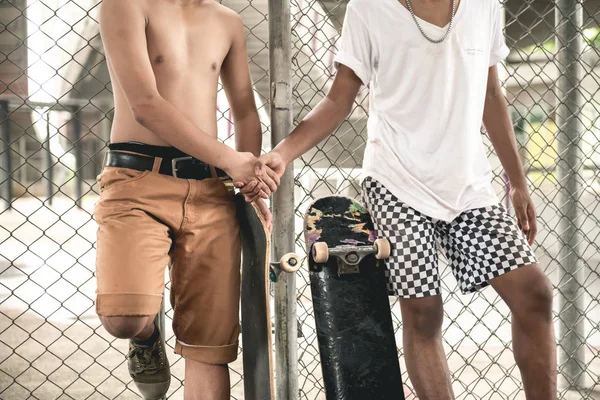 Best Friend Skateboard Park Happy Asian Boys Urban Skateboard Park — Stock Photo, Image