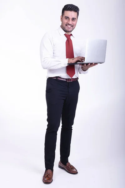 Homem Negócios Isolado Bonito Jovem Empresário Indiano Segurando Retrato Laptop — Fotografia de Stock
