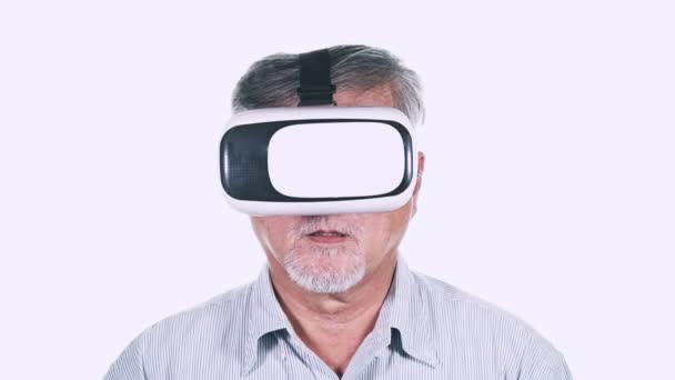 Mature Asian Man Grey Hair Using Virtual Reality Glasses White — Stock Video