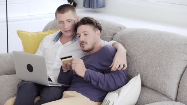 Caucasian Gay Couple Doing Online Shopping Laptopwith Credit Card Computer — Stock Video