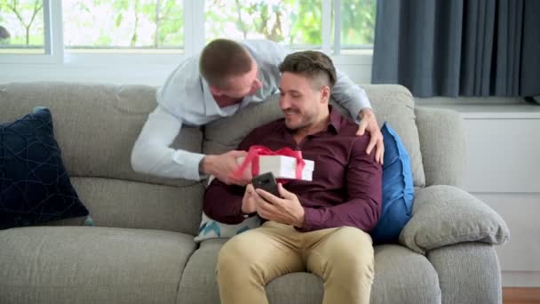 Caucasian Gay Man Giving Gift His Boyfriend — Stock Video