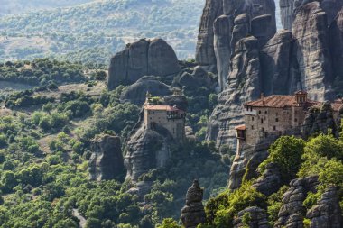 Yunanistan'da Meteorlar'daki Ortodoks manastırı