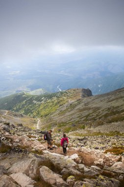 Tatra Milli Parkı Slovakya, Polonya'da yürüyüş. Landscpes ve dağ ile panorama.