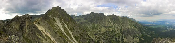 Походи Татранський Національний Парк Словаччини Польщі Landscpes Панорама Гірського Хребта — стокове фото