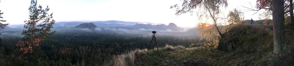 Episka Sunrise Ljus Toppen Mesa Den Tyska Nationalparken Saxiska Schweiz — Stockfoto