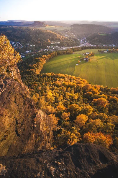 Stort Solnedgången Ljus Toppen Mesa Tyska Sachsiska Schweiz Nationalpark Nära — Stockfoto