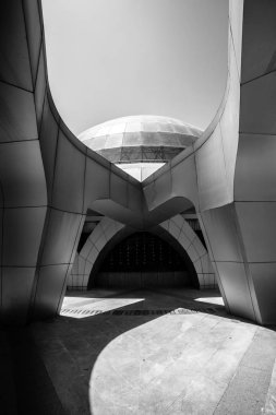 Gözlem evi. İran'ın bir yolculuk sırasında bir durak. Tehran ortasında soyut fütüristik architectur.