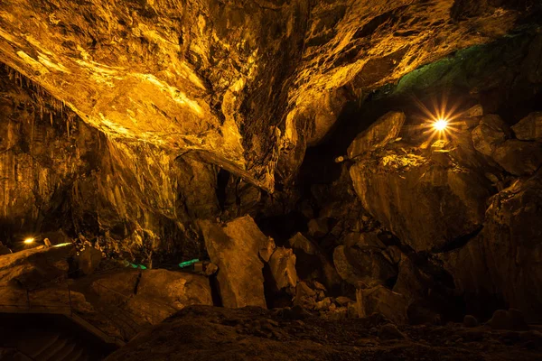 Jaskinie Przyrodzie Wokół Hamadan Iran Zachodnich Jeden Przystanek Podczas Roadtrip — Zdjęcie stockowe