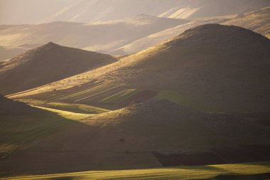 Manzara ve doğa Hürremabad County, Batı Iran çevresinde. İran'ın bir yolculuk sırasında bir durak. Yürüyüş turları dağlar ve şelaleler. Bisheh, Luristan Eyaleti.