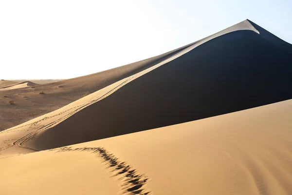 Klid outback v sůl a písek pouště z Íránu. Velké landscap — Stock fotografie