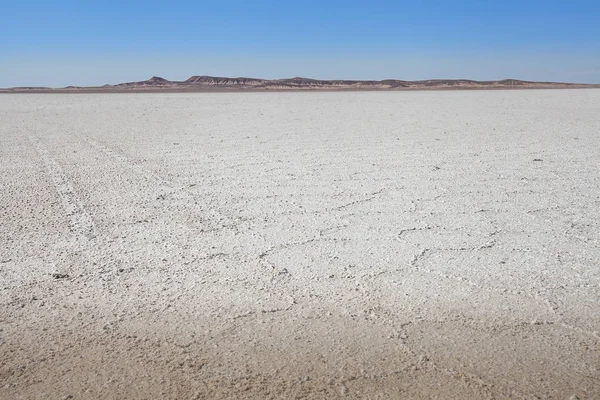 Ruhiges Outback in der Salz- und Sandwüste von Iran. Große Landschaft — Stockfoto