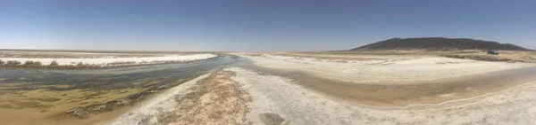 Nyugodt outback a só és a homok sivatagban, Irán. Nagy fedélzeten — Stock Fotó