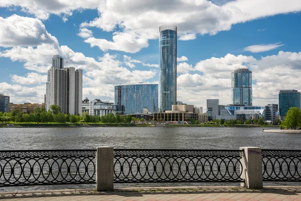Yekaterinburg Russia May 2017 View Yekaterinburg City Centre Iset River — 스톡 사진