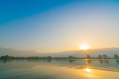 Sunrise Dal Gölü, Kaşmir Hindistan .