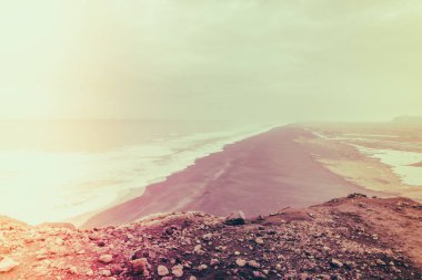 Siyah Beach'te İzlanda, kış sezonu . 