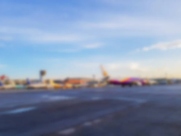 Absztrakt blur repülőgép a repülőtér . — Stock Fotó
