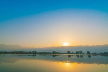 Sunrise Dal Gölü, Kaşmir Hindistan .