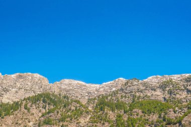 Güzel kar kaplı dağlar manzara Kashmir devlet, Hindistan