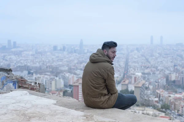 Thoughtful Hipster Man Enjoys View Famous Carmel Bunkers Barcelona — Stock Photo, Image