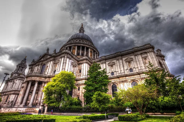 圣保罗大教堂在伦敦 — 图库照片