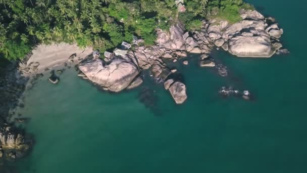 Fliegen Über Den Dschungel Südostasien Die Felsige Küste Einer Tropischen — Stockvideo