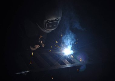 bir elektrot ile manuel ark