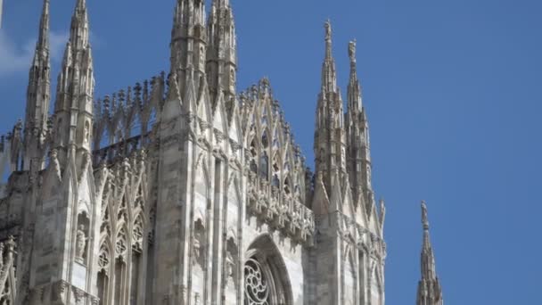 Duomo di Milano, Catedral de Milán en Milán, Italia — Vídeos de Stock