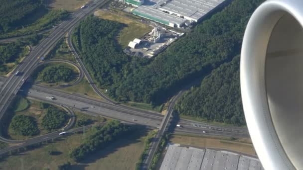 Autobahnkreuz aus der Luft betrachtet — Stockvideo