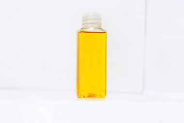 Tuvalette. Kozmetik. Vücut yağları ve losyonlar.