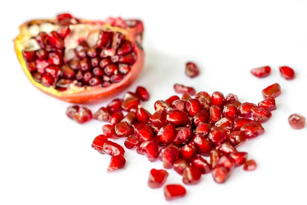 Ripe Juicy Pomegranate Cut White Background — Stock Photo, Image