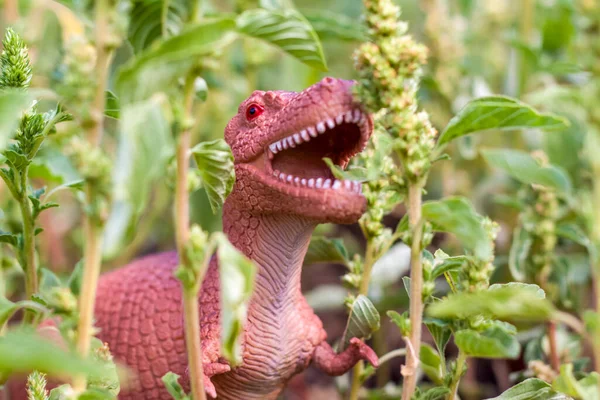 Dinossauro Brinquedo Moita Imita Ambiente Natural Brinquedo Para Crianças — Fotografia de Stock