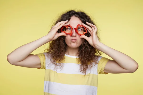 Capitano Serio Splendida Donna Caucasica Modello Clown Fare Facce Indossando — Foto Stock