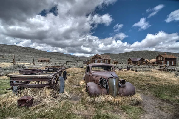 abandoned car in bodie