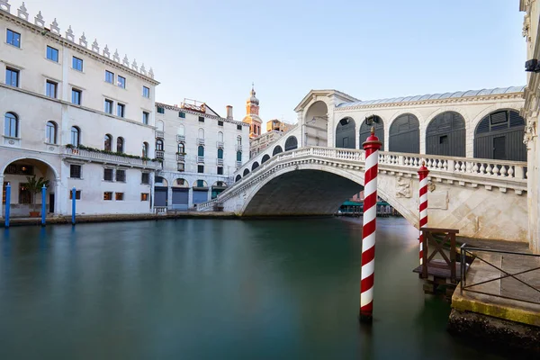 Rialtobrücke Und Der Große Kanal Venedig Niemand Morgen Italien — Stockfoto