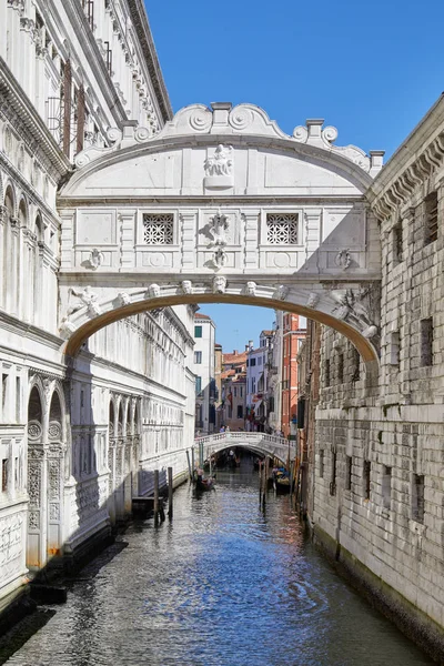 Мост Вздохов Солнечный День Венеции Италия — стоковое фото