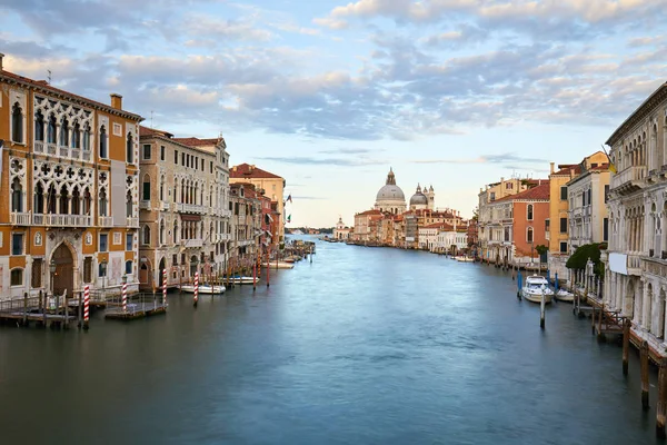 Venecia Gran Canal Atardecer Cielo Nublado Verano Con Basílica Santa — Foto de Stock