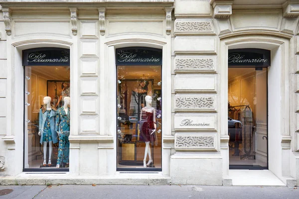 Блемемарін моди розкішний магазин в Парижі, Франція. — стокове фото