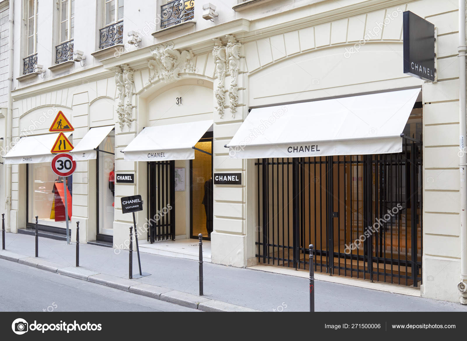 Chanel fashion luxury store in Paris, France. – Stock Editorial Photo ©  AndreaA. #271500006