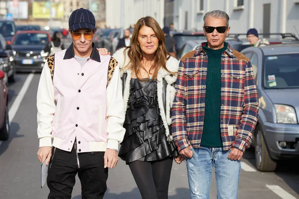 Carlo Sestini and Anna dello Russo before Dsquared 2 fashion show, Milan Fashion Week street style on January 14, 2018 in Milan. — Stock Photo, Image