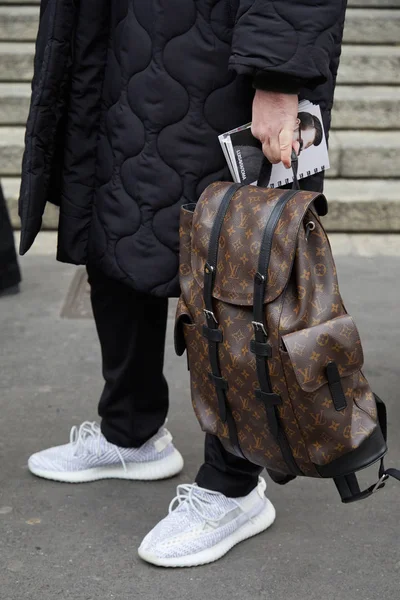 vuitton backpack outfit
