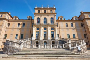 Villa della Regina, kraliçe saray cephe, Torino güneşli bir yaz gününde düşük açı görünümü, İtalya.