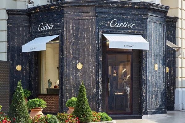 Cartier jewelry luxury store with black marble facade in Monte Carlo, Monaco. — Stock Photo, Image