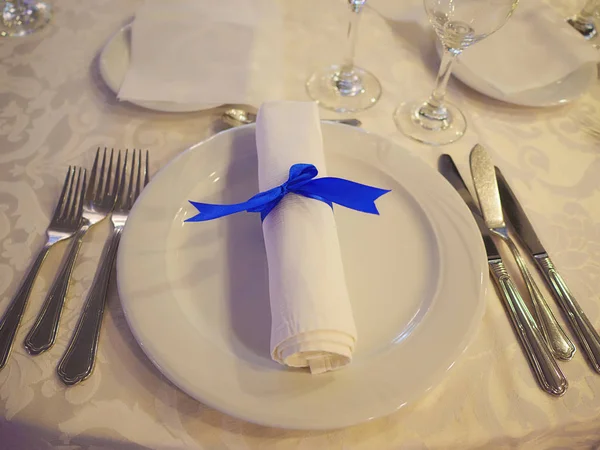 Ajuste Mesa Simple Para Evento Formal Comedor Elegante Una Boda — Foto de Stock