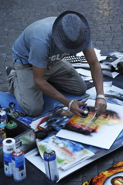 Piazza Navona Roma Temmuz 2015 Street Erkek Sanatçı Kullanarak Piazza — Stok fotoğraf