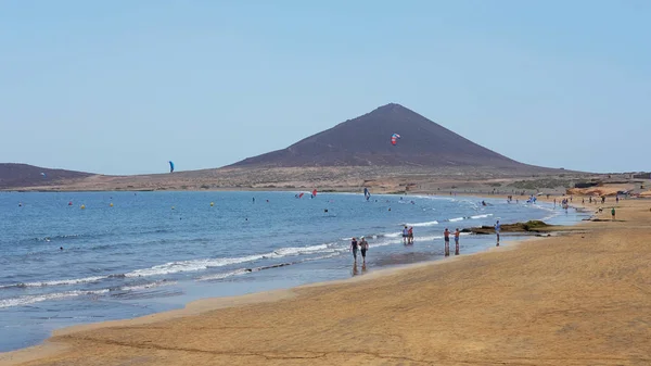 Vista Playa Medano Hacia Montana Roja Una Popular Playa Municipio — Foto de Stock