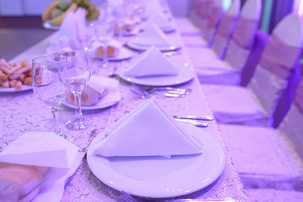Sitting Arrangement Fine Dining Restaurant Party Venue Purple Artificial Light — Stock Photo, Image