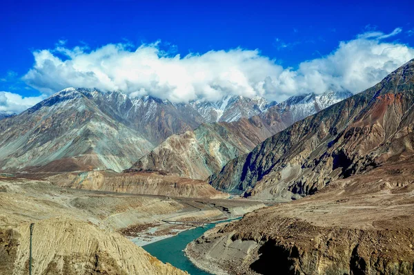 Rio Indo Longo Rodovia Cracóvia Região Gilgit Baltistão Paquistão — Fotografia de Stock