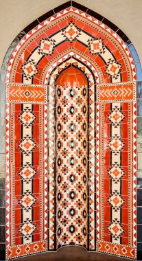 Motif döneminin kırmızı renkli eşsiz Islam mozaik sanatı 