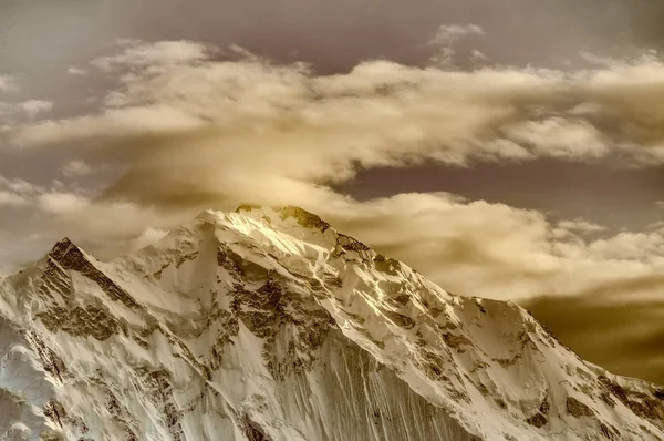 Vista Montaña Golden Peak Fondo Del Atardecer Gilgit Jalá Pakistán — Foto de Stock