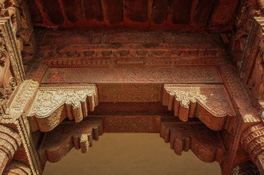 Lahor Kalesi, Lahor, Punjab, Pakistan 'daki kemerin süslü detayları